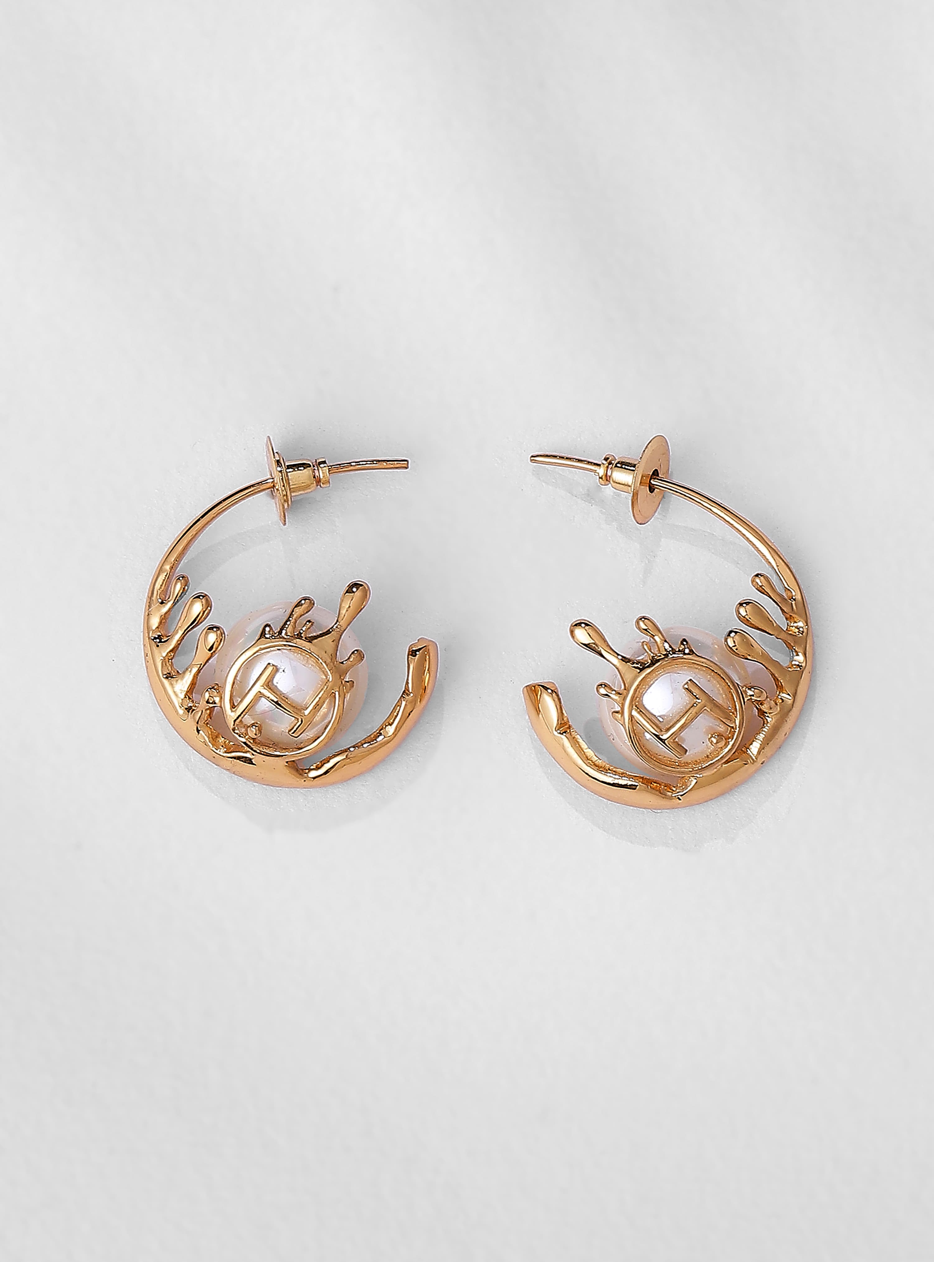 Top 10 on trend Gold Hoops Earrings | Small 9ct gold hoops | Large gold hoops  earrings Tagged 